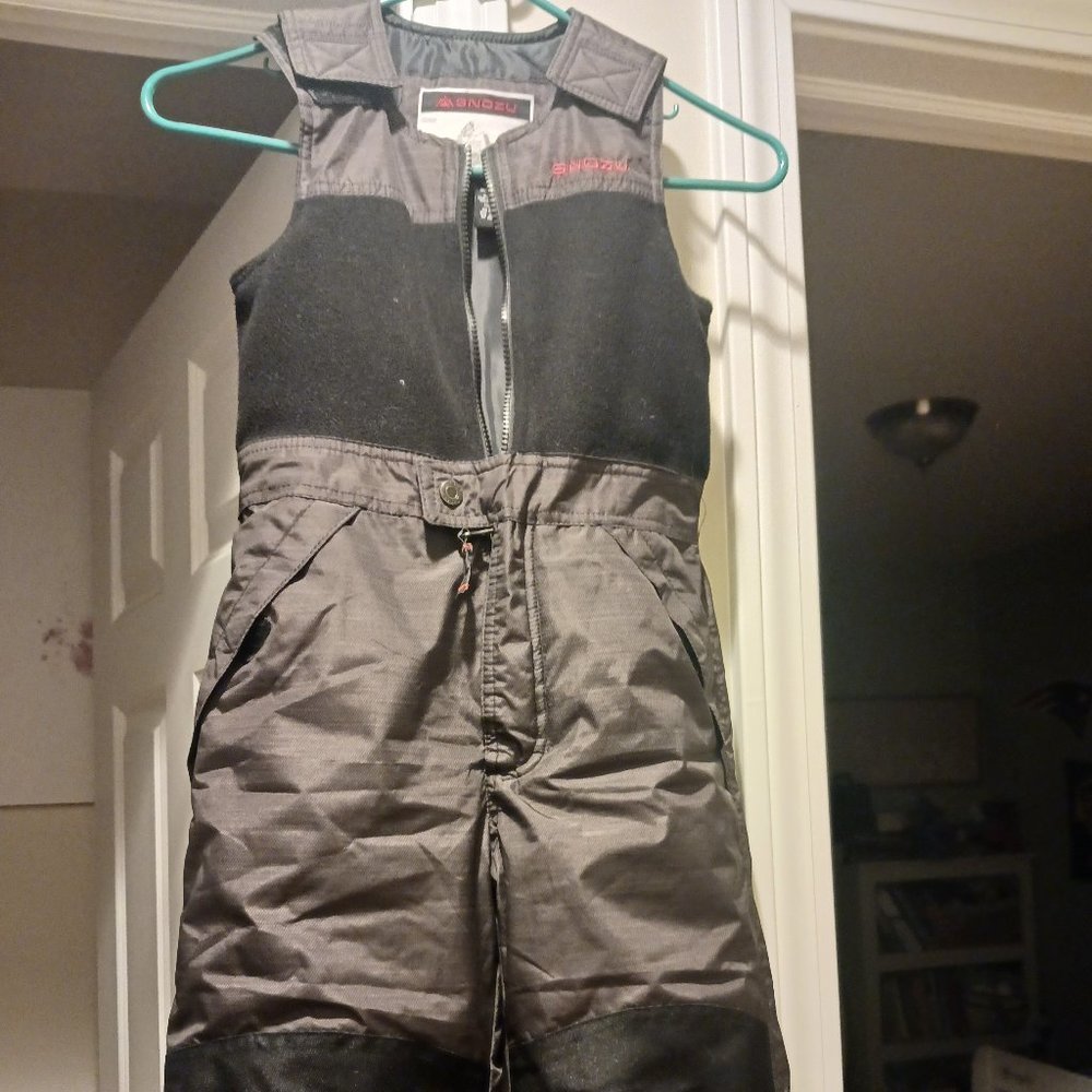 Set of 2 boys snow suits